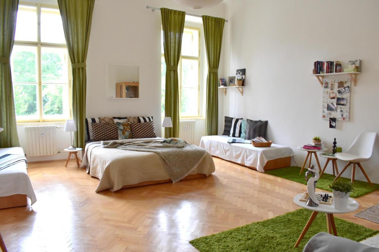 Wellness Apartments Florenc Prag Eksteriør billede