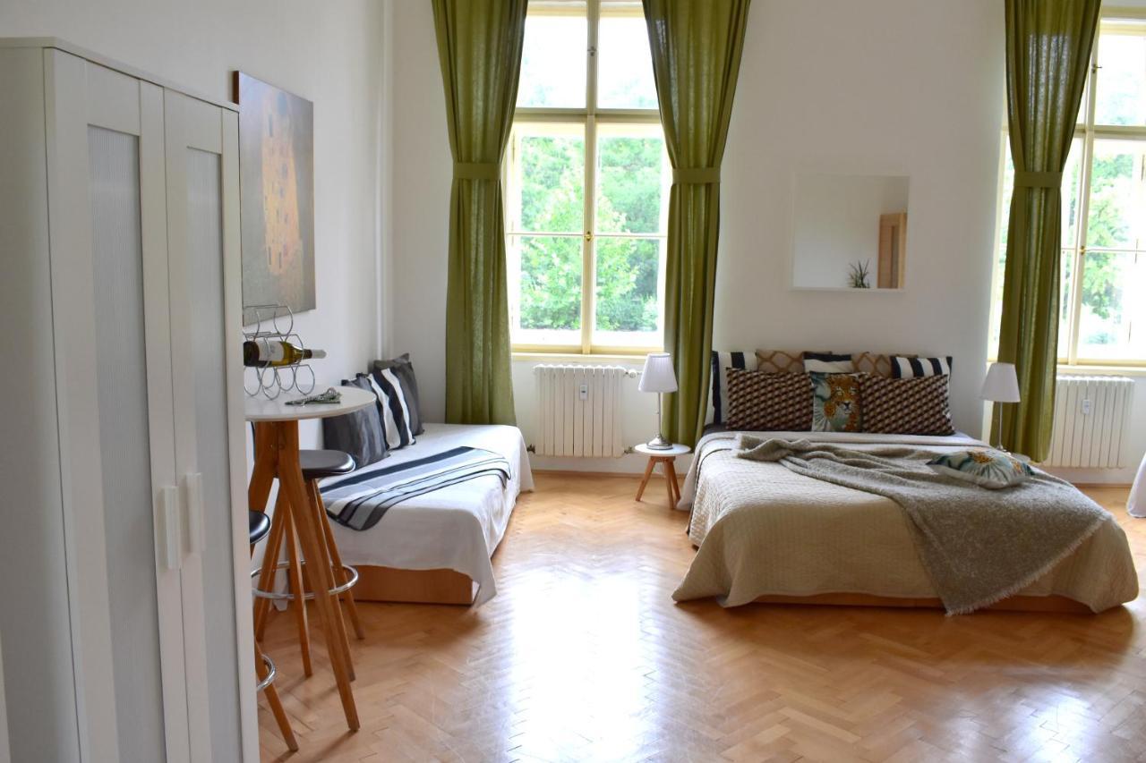 Wellness Apartments Florenc Prag Eksteriør billede
