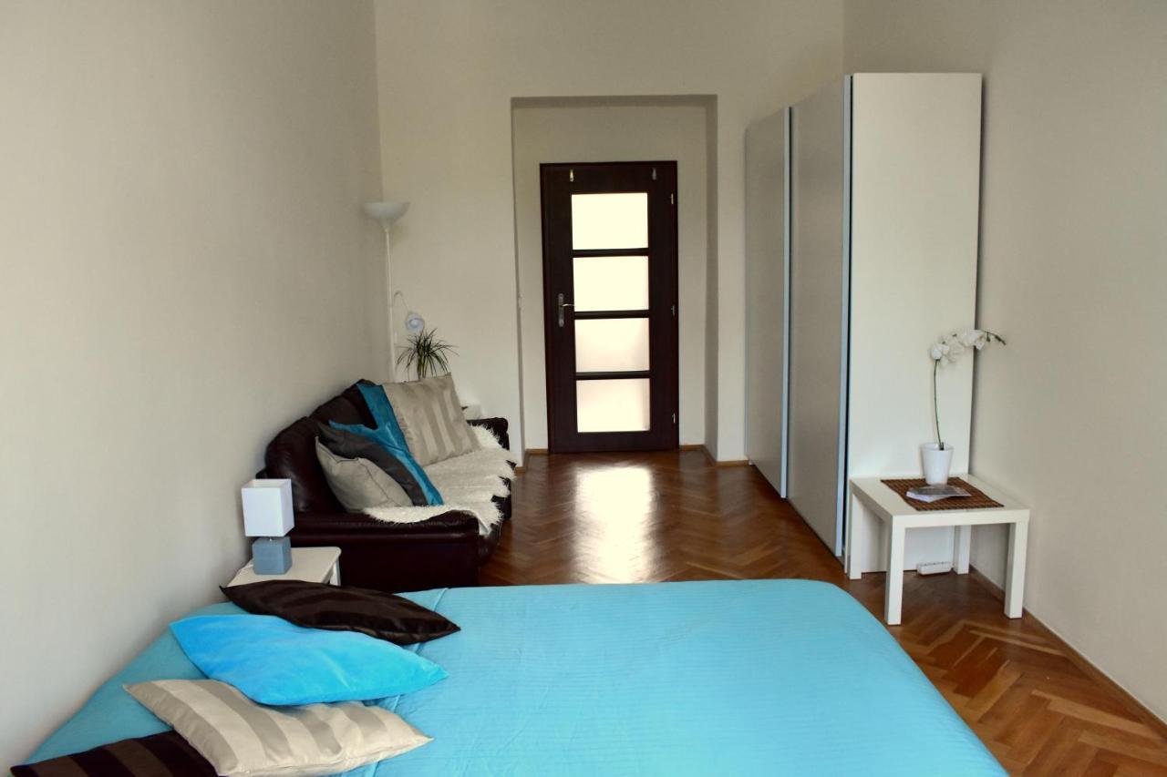 Wellness Apartments Florenc Prag Eksteriør billede